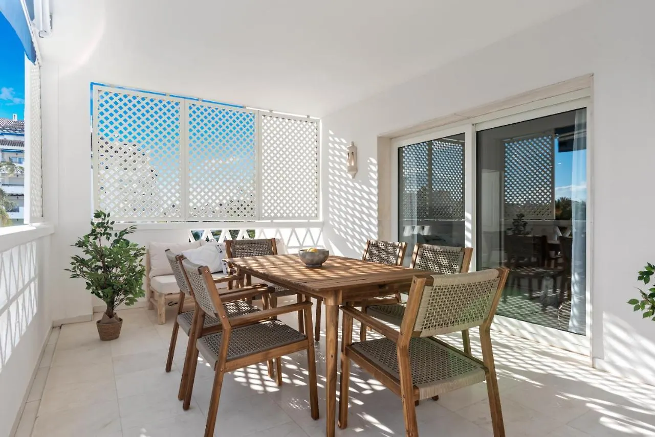 Precioso Y Muy Cerca De La Playa En Las Gaviotas Marbella Apartment