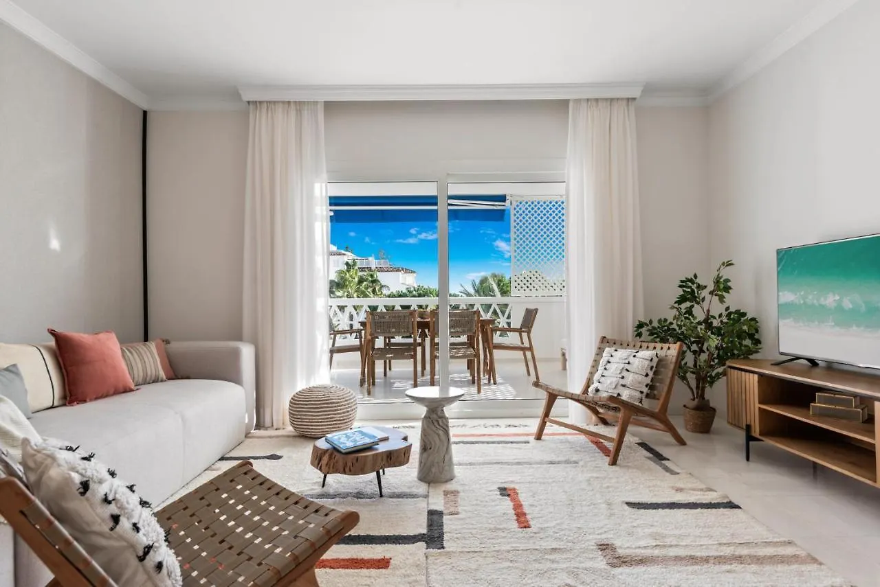 Precioso Y Muy Cerca De La Playa En Las Gaviotas Marbella Lejlighed