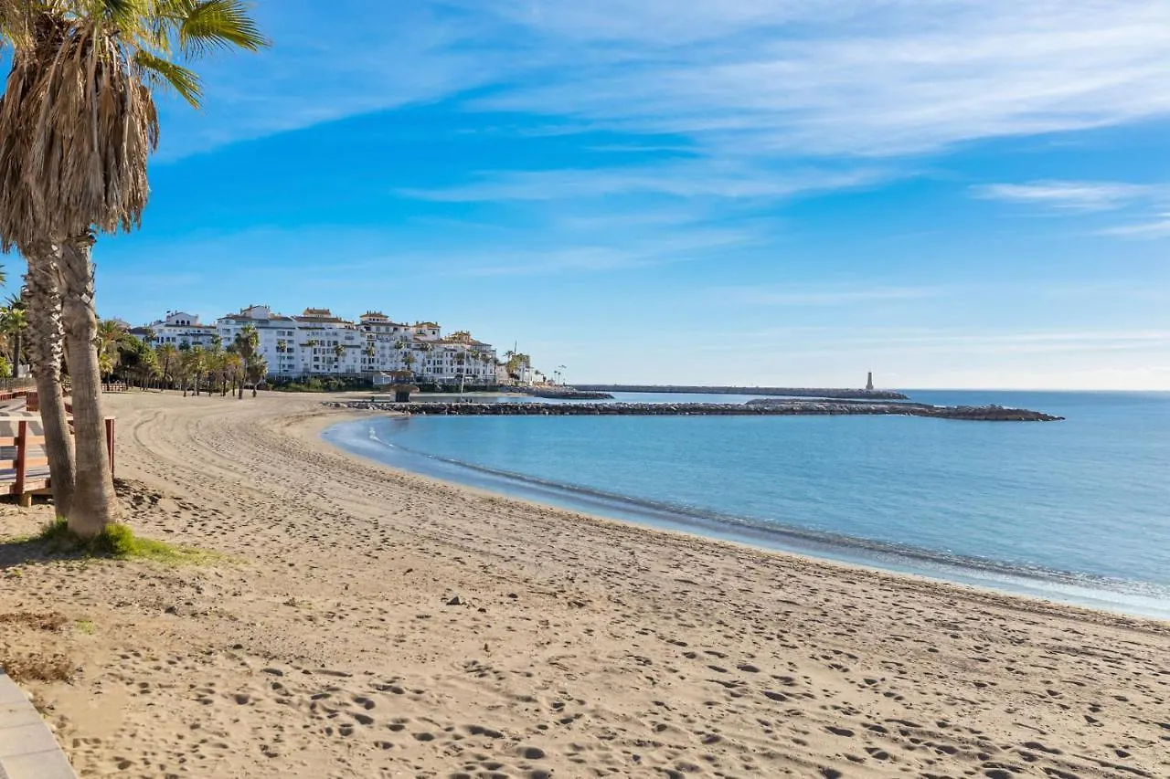 Precioso Y Muy Cerca De La Playa En Las Gaviotas Marbella Apartment