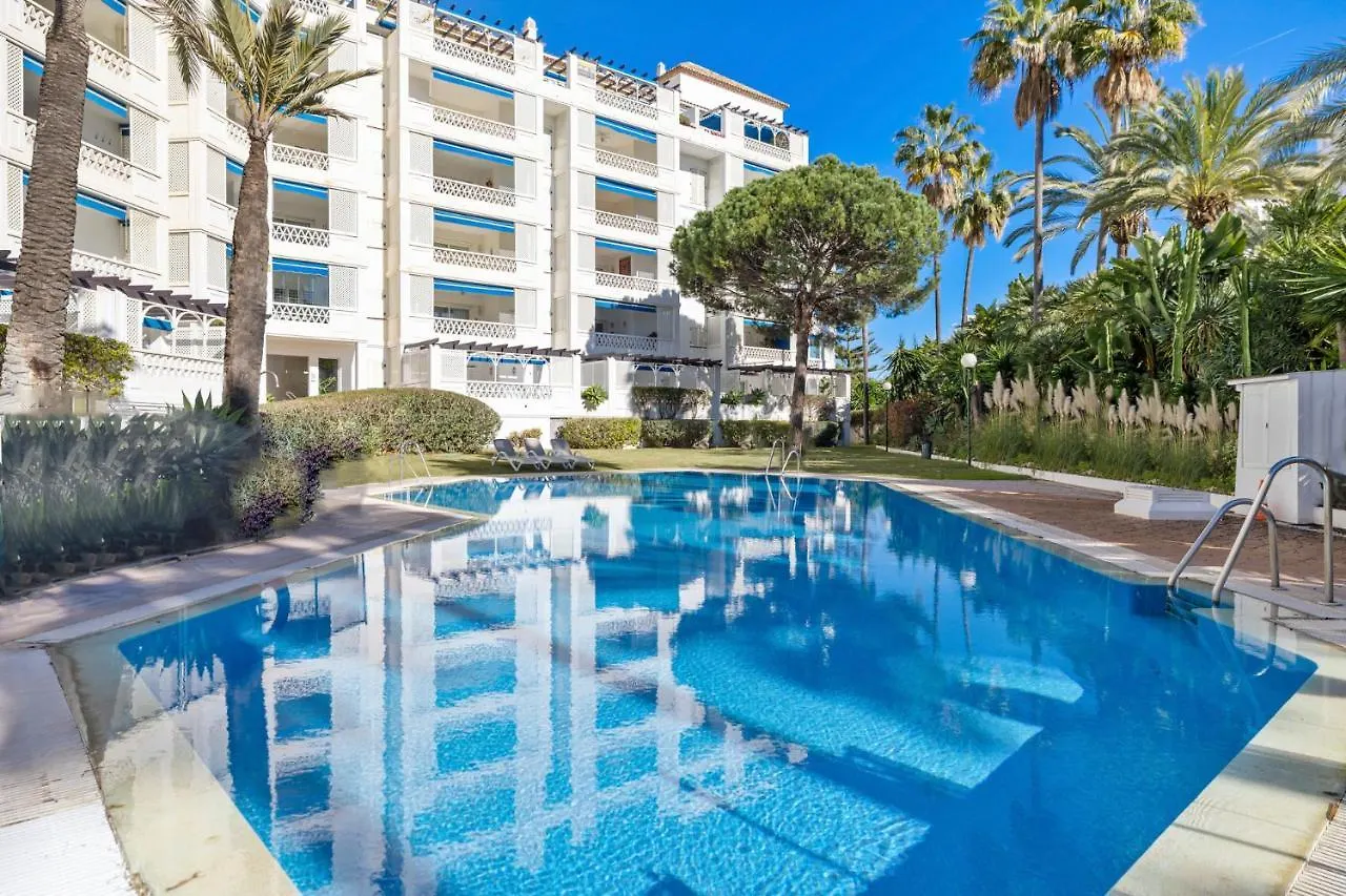 Precioso Y Muy Cerca De La Playa En Las Gaviotas Marbella 0*,  Spanien